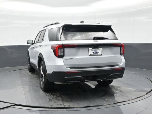 New 2026 Ford Explorer ST-Line w/ ST-Line Street Pack RWD image 5