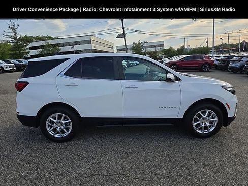 Used 2023 Chevrolet Equinox LT AWD/4WD image 2