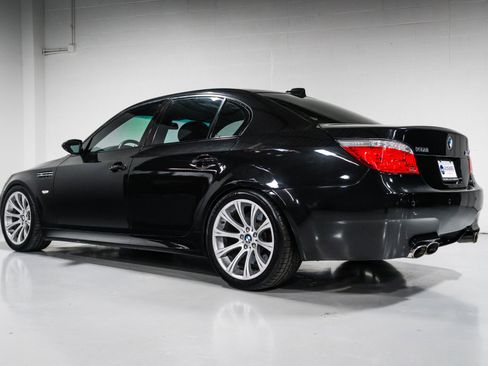 Used 2007 BMW M5 image 5