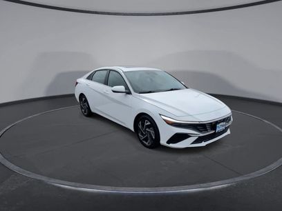 Used 2025 Hyundai Elantra SEL