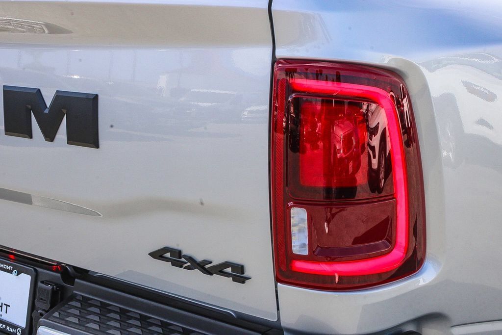 New 2026 RAM 3500 Laramie AWD/4WD image 10