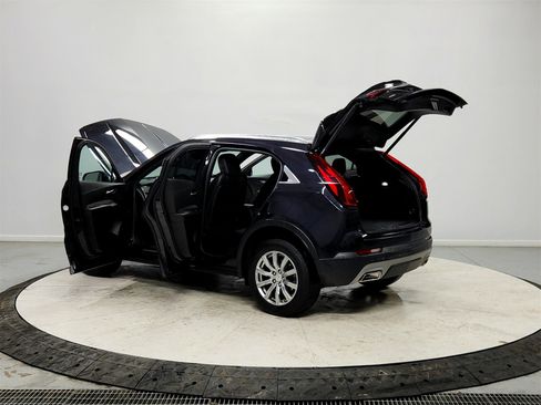 Used 2023 Cadillac XT4 Premium Luxury image 13