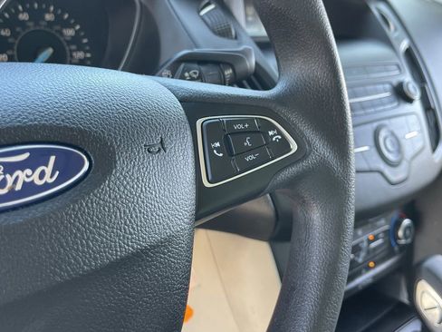 Used 2018 Ford Focus SE image 23