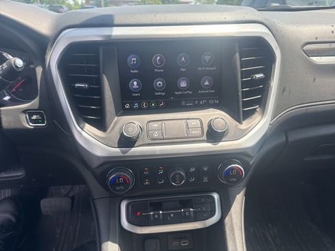 Certified 2023 GMC Acadia SLT FWD image 11