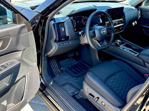 New 2026 Nissan Pathfinder SV FWD image 13