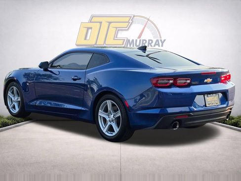 Used 2023 Chevrolet Camaro LT RWD image 7