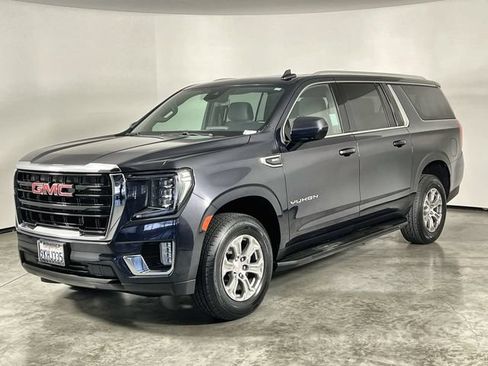 Certified 2023 GMC Yukon XL SLE RWD image 4