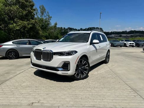 Used 2021 BMW X7 xDrive40i w/ Executive Package 2 image 1