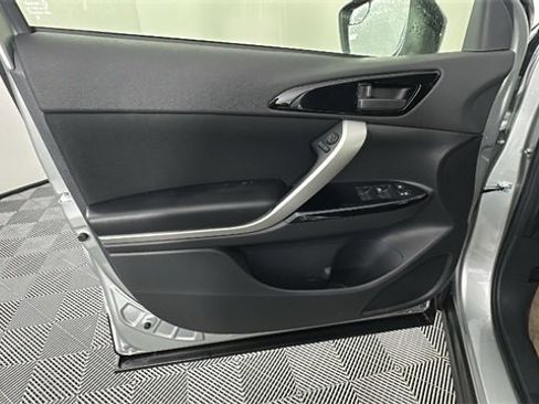 New 2025 Mitsubishi Eclipse Cross LE image 28