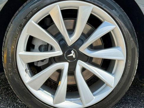 Used 2018 Tesla Model 3 Long Range AWD/4WD image 17