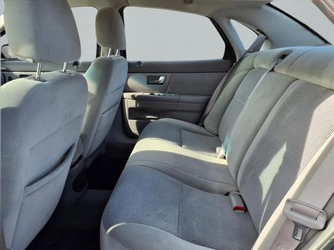 Used 2000 Ford Taurus SES image 12