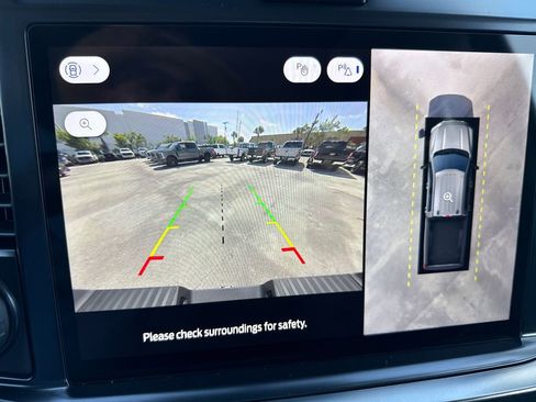 New 2026 Ford F250 Lariat w/ Black Appearance Package image 7