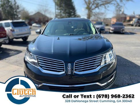 Used 2016 Lincoln MKX Reserve w/ Driver Assistance Package image 4