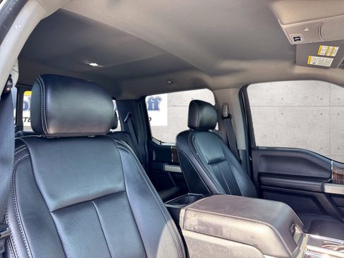 Used 2019 Ford F150 Lariat image 7