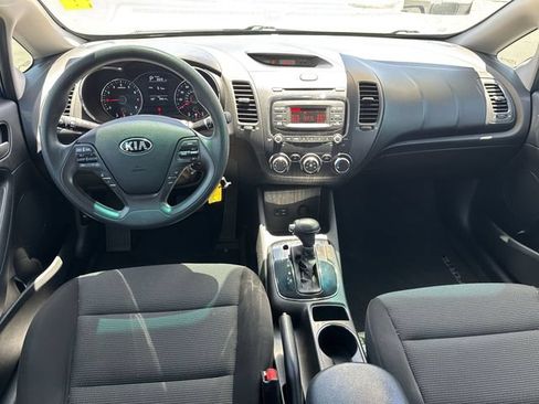 Used 2018 Kia Forte LX FWD image 18
