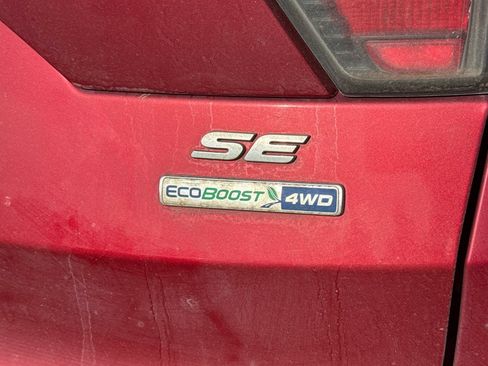 Used 2017 Ford Escape SE AWD/4WD image 6