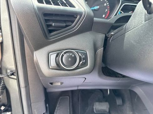 Used 2015 Ford Escape SE w/ Equipment Group 201A AWD/4WD image 21