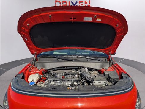 Used 2024 Hyundai Kona Limited FWD image 32