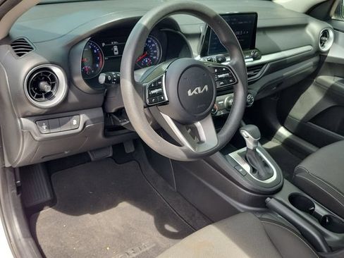 Used 2024 Kia Forte LXS FWD image 14