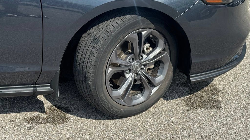 Used 2023 Honda Accord EX image 3