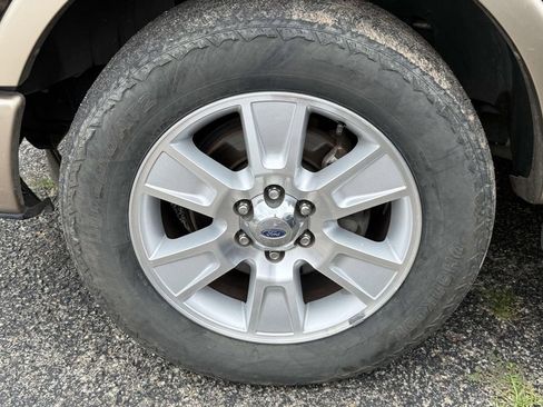 Used 2013 Ford F150 Lariat w/ Mid Equipment Group RWD image 7