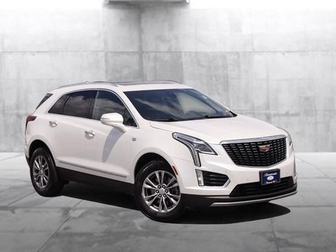 Used 2023 Cadillac XT5 Premium Luxury FWD image 2