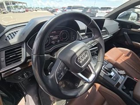 Used 2019 Audi Q5 2.0T Premium Plus w/ Premium Plus Package AWD/4WD image 10
