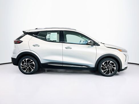 Used 2023 Chevrolet Bolt EUV Premier image 10