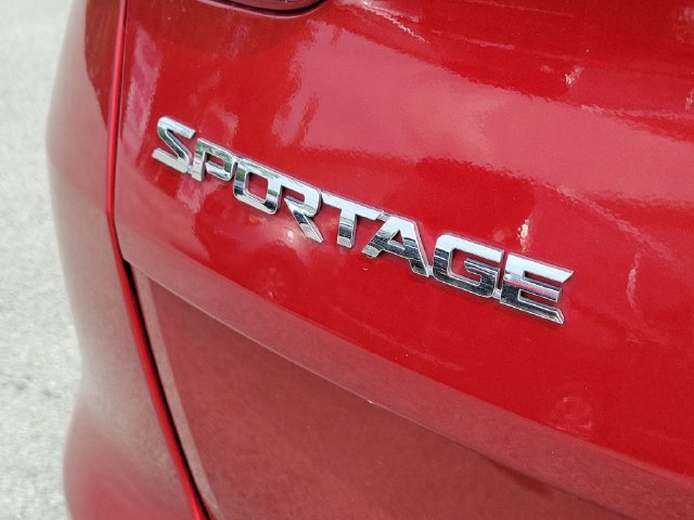 Used 2021 Kia Sportage LX FWD image 6