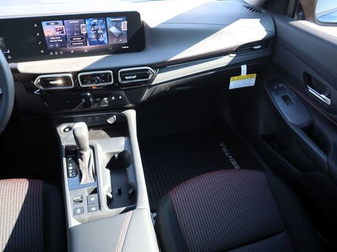 New 2026 Nissan Sentra SR w/ Floor Mat Package image 12