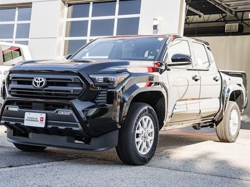 New 2026 Toyota Tacoma SR5 image 3
