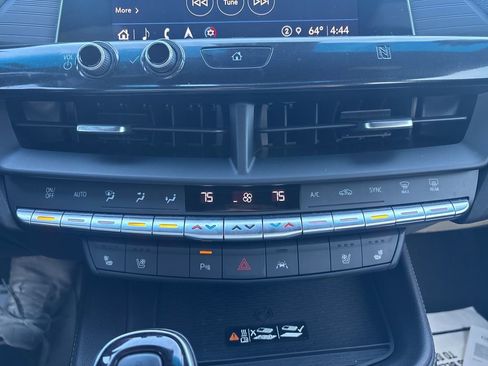 Used 2021 Cadillac CT4 Premium Luxury image 27