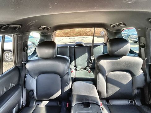 Used 2023 Nissan Armada SL w/ Midnight Edition Package image 19