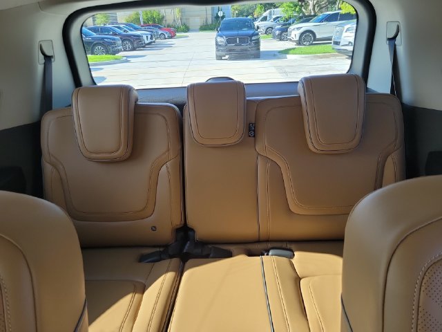 New 2027 INFINITI QX80 Luxe w/ Exterior Package RWD image 17