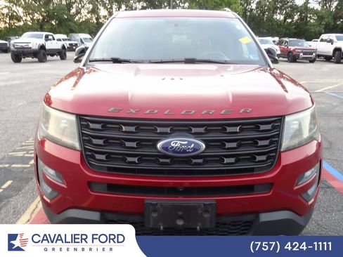 Used 2017 Ford Explorer Sport w/ Equipment Group 401A AWD/4WD image 7