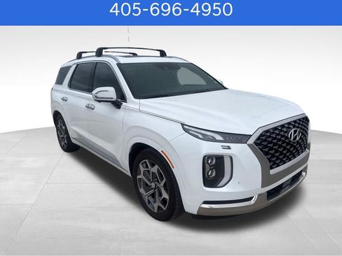 Used 2022 Hyundai Palisade Calligraphy FWD image 2