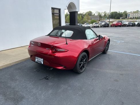 New 2026 MAZDA MX-5 Miata Sport RWD image 10
