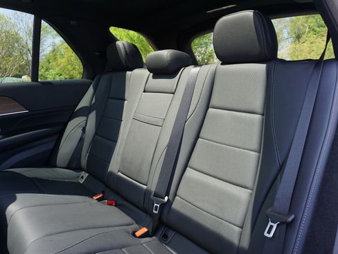 Certified 2025 Mercedes-Benz GLE 450e 4MATIC image 36