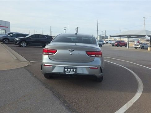 Used 2021 Kia Rio S image 7