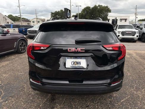Used 2020 GMC Terrain SLT w/ Preferred Package FWD image 8