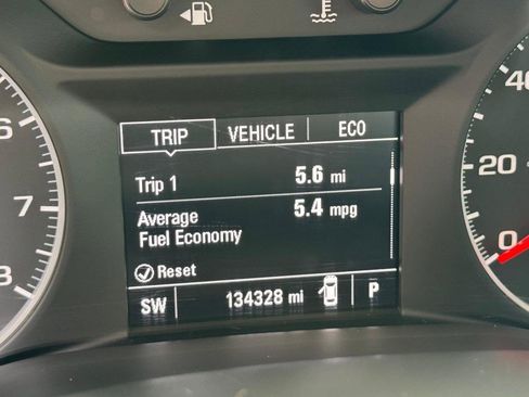 Used 2018 GMC Acadia SLE FWD image 21