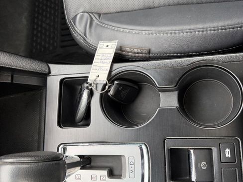 Used 2017 Subaru Legacy 2.5i Limited image 14