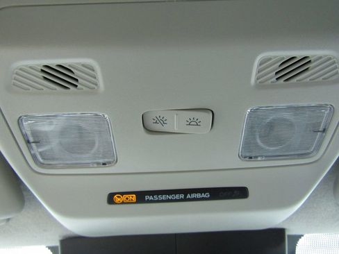 Used 2024 Ford E-Transit Low Roof image 34