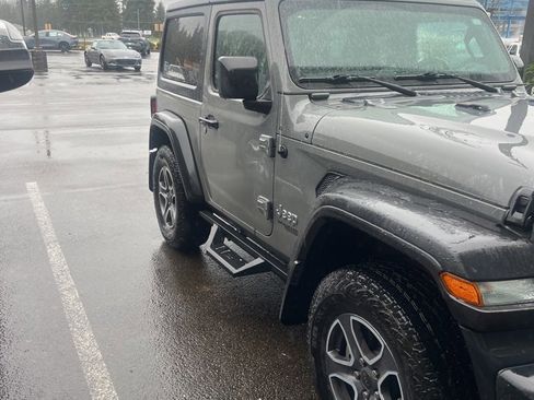 Used 2020 Jeep Wrangler Sport image 10