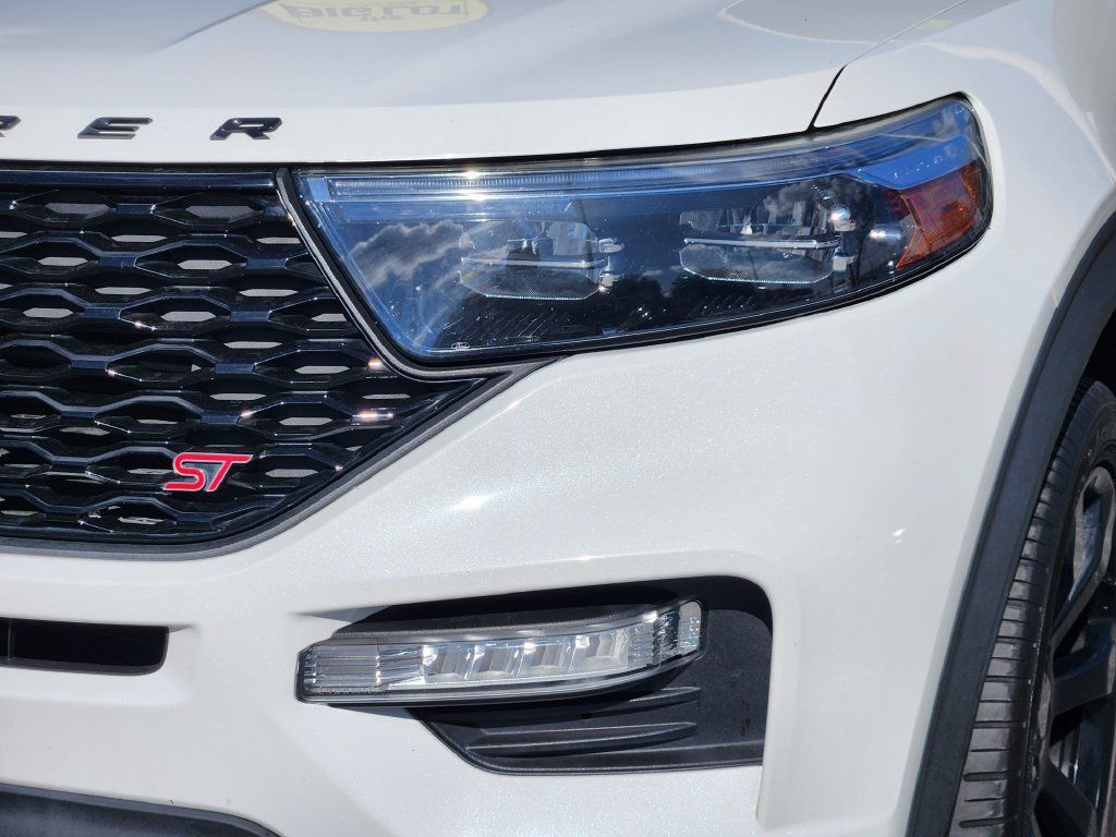 Used 2023 Ford Explorer ST w/ Equipment Group 401A RWD image 8