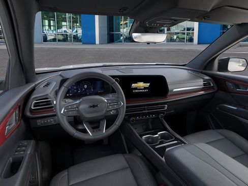 New 2026 Chevrolet Traverse Z71 w/ Driver Confidence Package AWD/4WD image 15