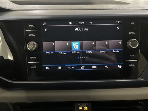 Certified 2023 Volkswagen Taos SE w/ Panoramic Sunroof Package FWD image 31