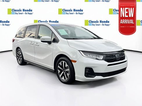 Certified 2026 Honda Odyssey EX-L image 1