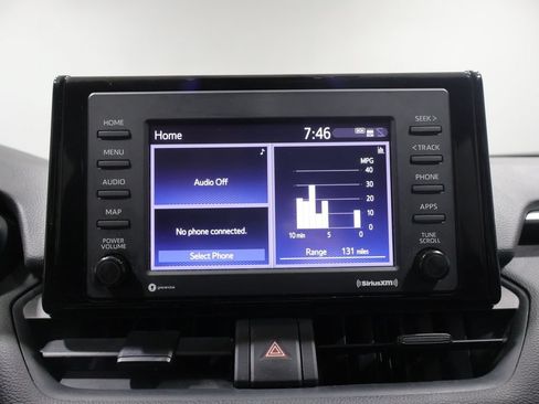Used 2021 Toyota RAV4 LE AWD/4WD image 23