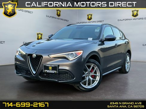 Used 2018 Alfa Romeo Stelvio Ti Sport image 1